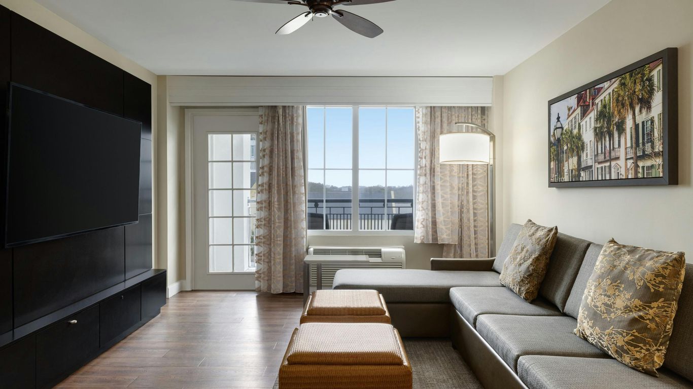 Courtyard by Marriott Charleston Historic District