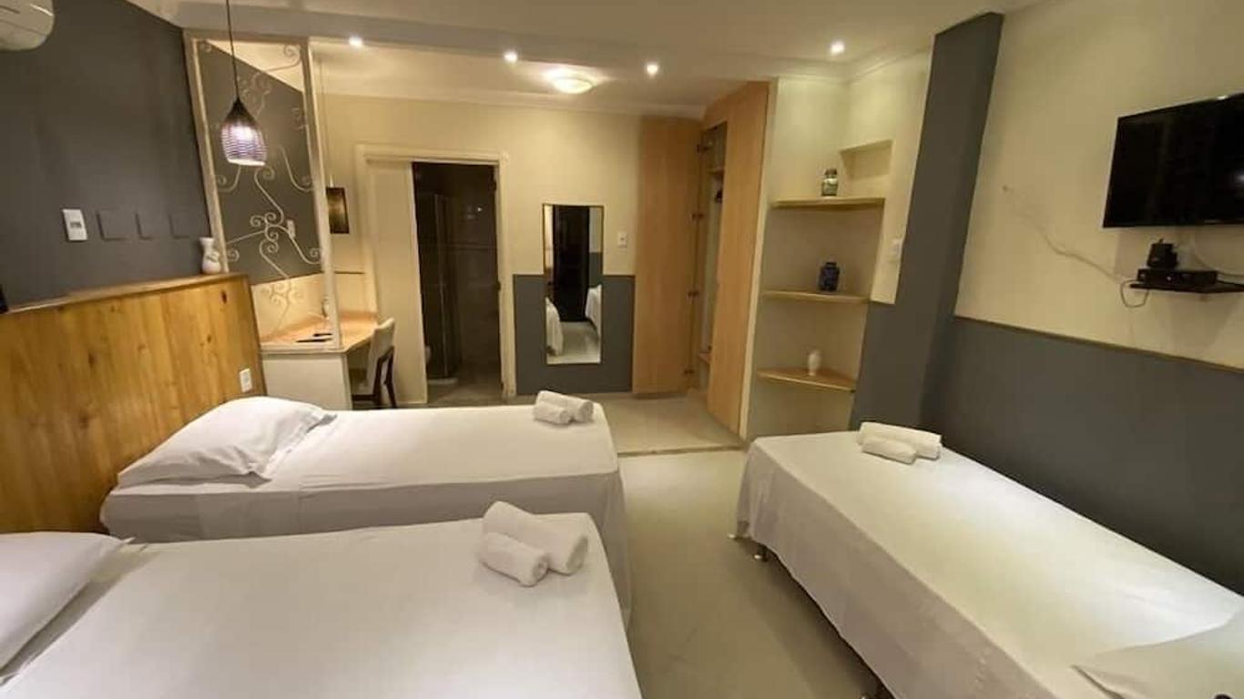 Lemes Hotel