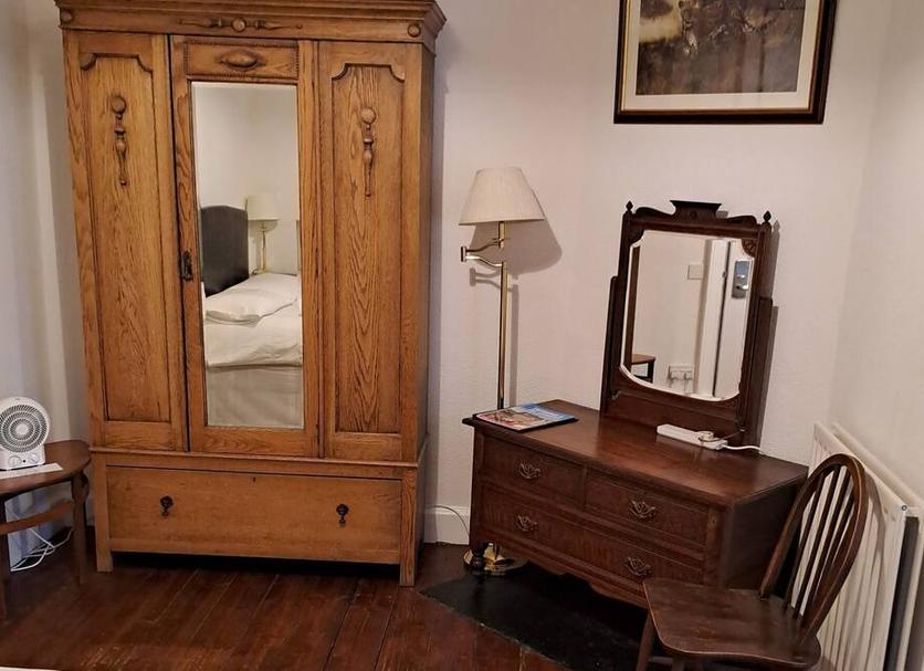 Comodidade do quarto Foto