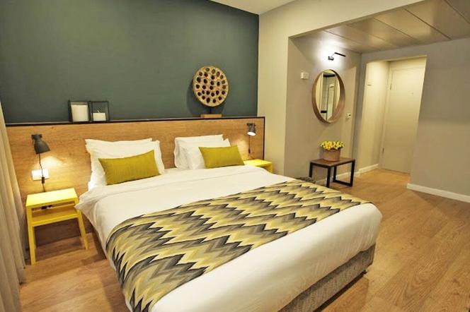The White House Hotel at Dizengoff Square