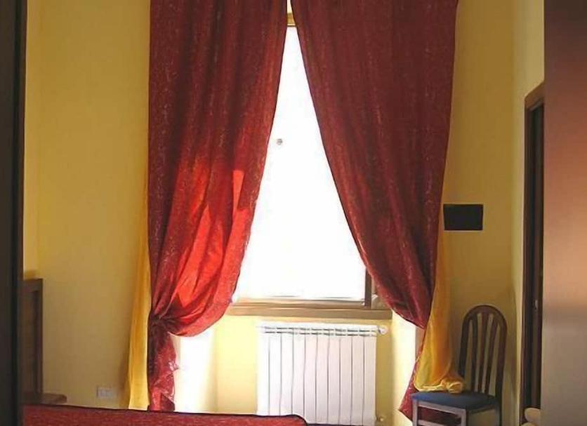 Comodidade do quarto Foto