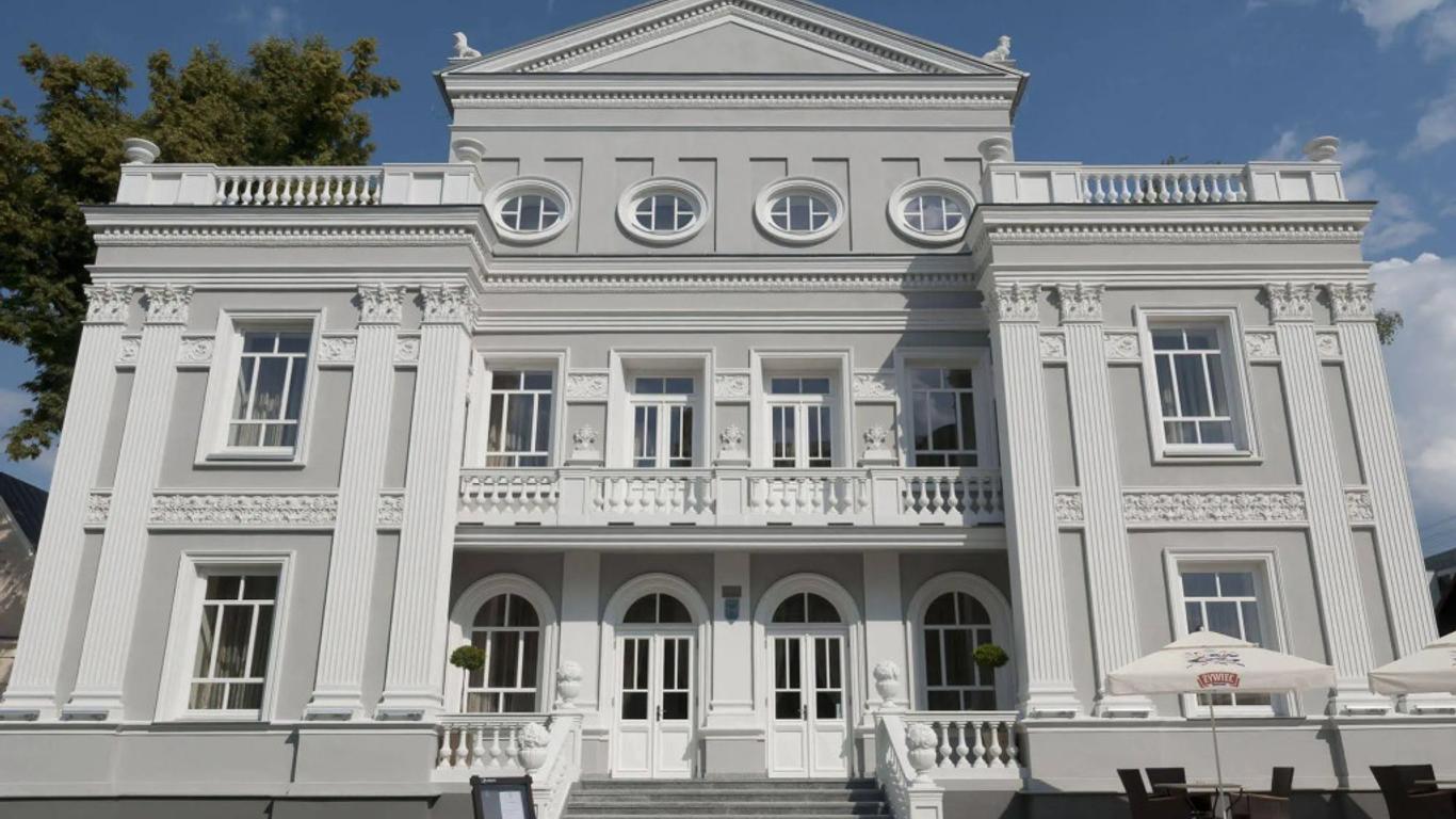 Hotel Willa Hueta