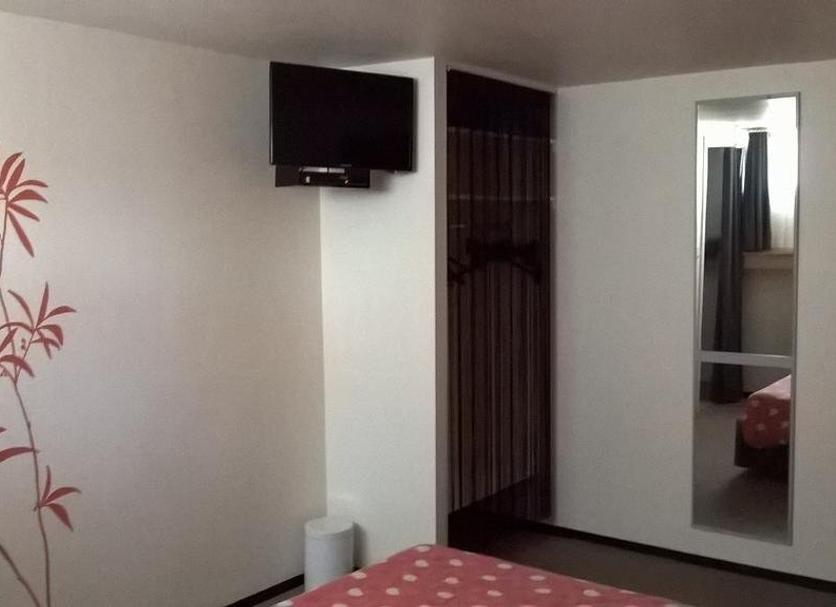 Comodidade do quarto Foto