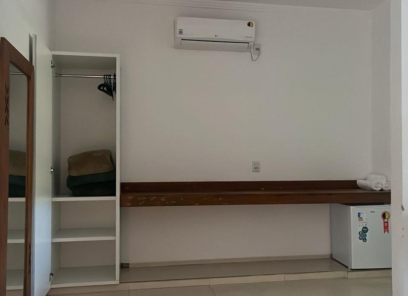 Comodidade do quarto Foto