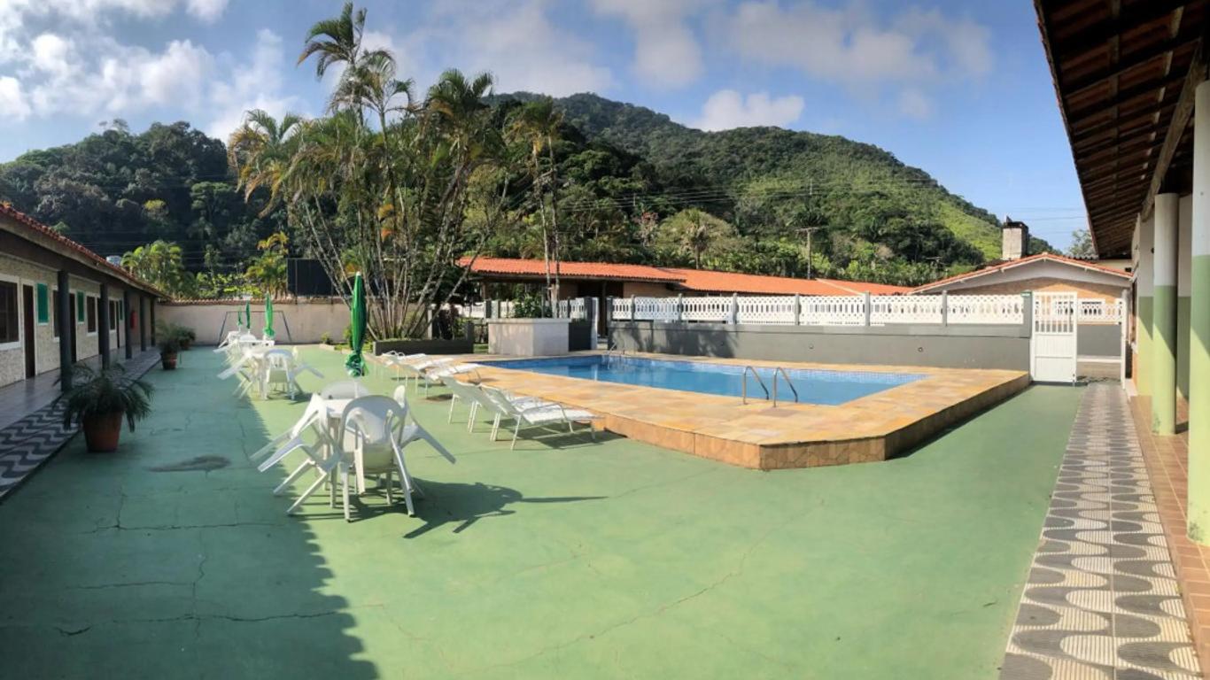 Hotel Pousada Nosso Cantinho