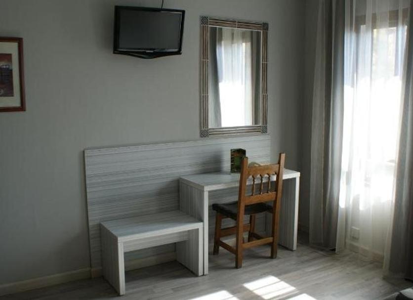Comodidade do quarto Foto