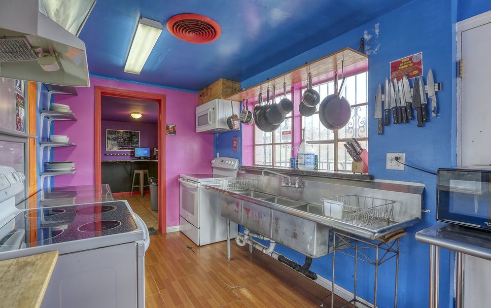 Sin City Hostel a partir de R 143 (R̶̶ ̶4̶0̶5̶).