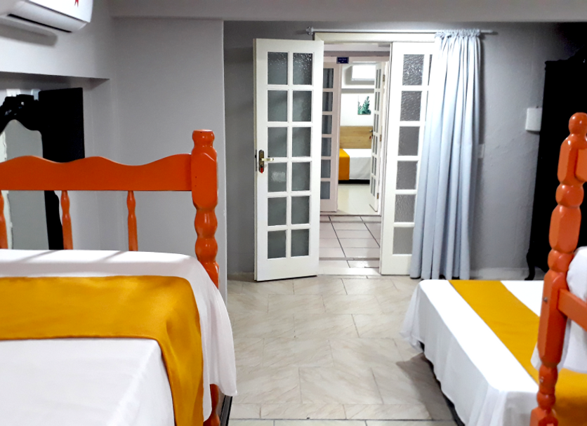 Comodidade do quarto Foto