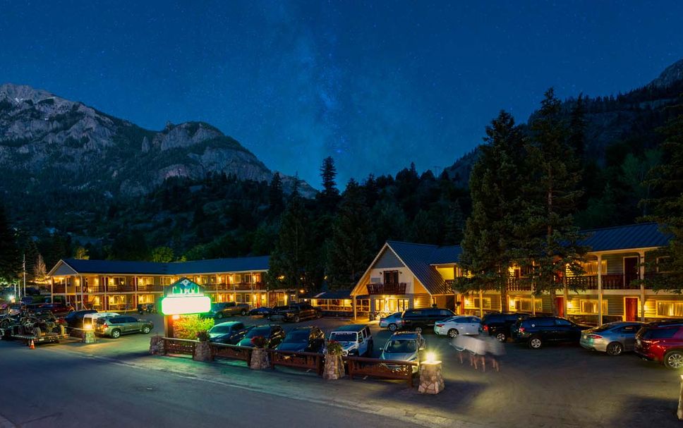 Box Canyon Lodge and Hot Springs a partir de R 769 (R̶̶ ̶2̶.̶3̶1̶4̶